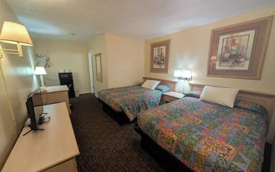 Photo 5 - Economy Inn Safford