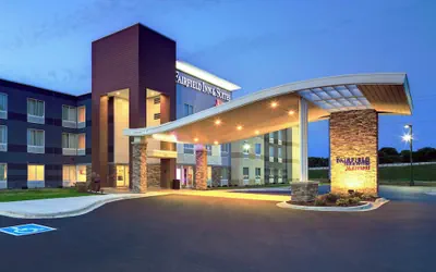 Photo 2 - Fairfield Inn & Suites by Marriott Madison West/Middleton