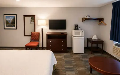 Photo 4 - Corning Inn