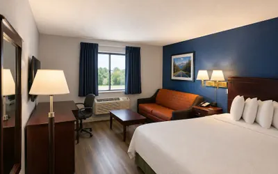 Photo 5 - Corning Inn
