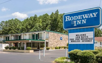 Photo 2 - Rodeway Inn Gadsden - Attalla
