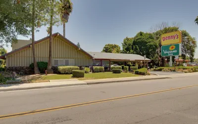 Photo 2 - Vagabond Inn Sunnyvale