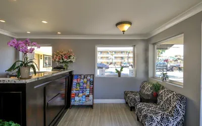 Photo 4 - Vagabond Inn Whittier