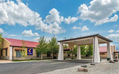 Photo 2 - Comfort Inn & Suites Alamosa