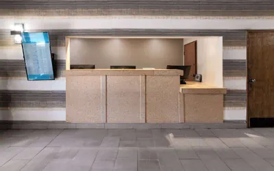 Photo 3 - SYLO Hotel Denver Airport, a Ramada by Wyndham