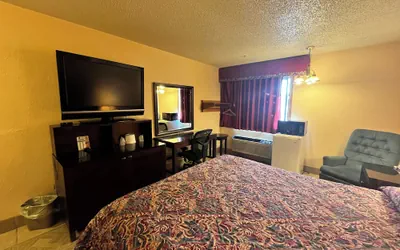 Photo 5 - Motel 6 Deming, NM
