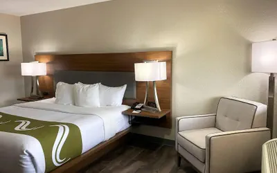 Photo 4 - SureStay Plus by Best Western Alamogordo White Sands