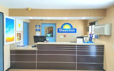 Photo 4 - Days Inn by Wyndham Woodland