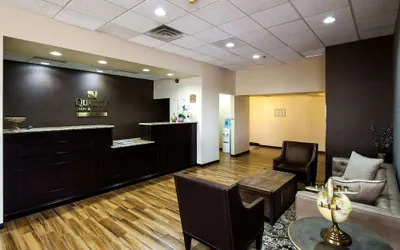 Photo 3 - Quality Inn & Suites Moline - Quad Cities