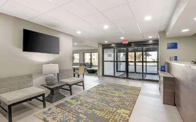 Photo 2 - Best Western Heartland Inn