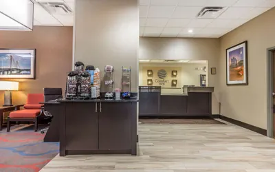 Photo 5 - Comfort Inn Alton near I-255