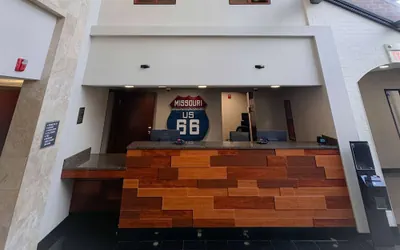 Photo 4 - Heritage Inn & Suites St. Louis/Fenton, Trademark by Wyndham
