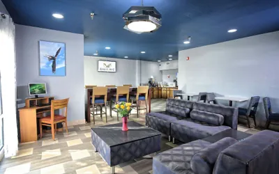 Photo 4 - Eagles Nest Inn