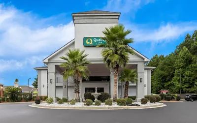 Photo 2 - Quality Inn Port Wentworth Savannah North