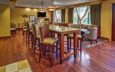 Photo 4 - Hampton Inn Savannah-I-95-North