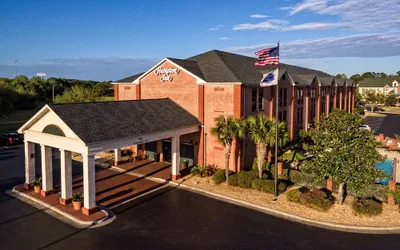 Photo 2 - Hampton Inn Savannah-I-95-North