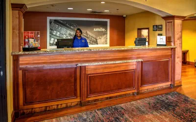 Photo 3 - Hampton Inn Savannah-I-95-North