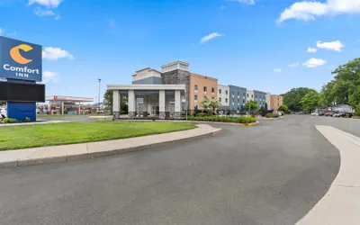 Photo 2 - Comfort Inn Rehoboth Beach