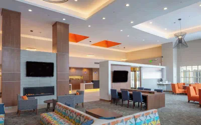 Photo 2 - Collegian Hotel & Suites, Trademark Collection by Wyndham