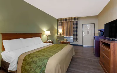 Photo 5 - Econo Lodge Belton - Kansas City South