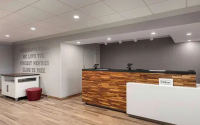 Photo 5 - Hampton Inn Starkville Mississippi State University