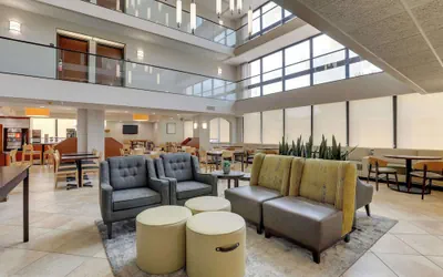 Photo 3 - Drury Inn & Suites Atlanta Marietta