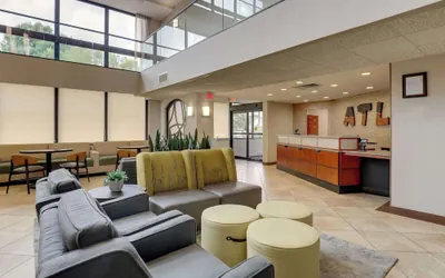 Photo 2 - Drury Inn & Suites Atlanta Marietta