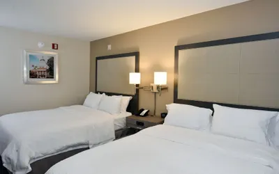 Photo 5 - Hampton Inn Madison