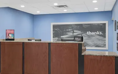 Photo 4 - Hampton Inn Lagrange near Callaway Gardens