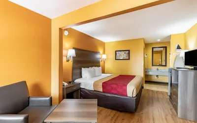 Photo 5 - Econo Lodge Kingsland