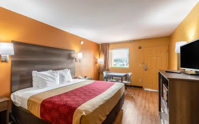 Photo 4 - Econo Lodge Kingsland