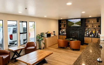 Photo 3 - Seabird Lodge
