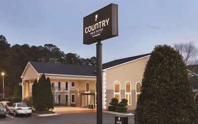 Photo 2 - Country Inn & Suites by Radisson, Griffin, GA