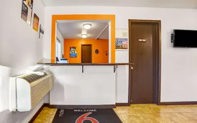 Photo 4 - Motel 6 Silver City, NM