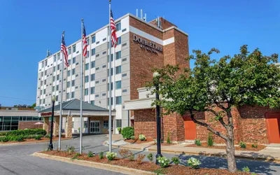 Photo 2 - DoubleTree by Hilton Neenah