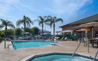 Photo 2 - Residence Inn By Marriott Santa Clarita Valencia
