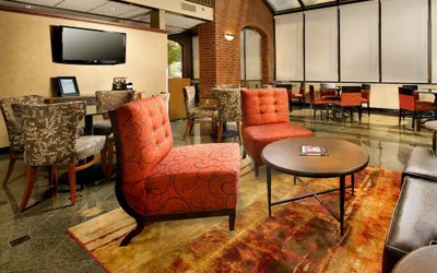 Photo 4 - Drury Inn Paducah