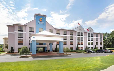 Photo 2 - Comfort Inn & Suites Carrollton