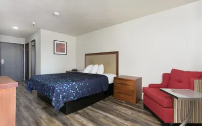 Photo 3 - Waterloo Inn