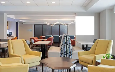 Photo 3 - Holiday Inn Express & Suites Cincinnati Riverfront by IHG