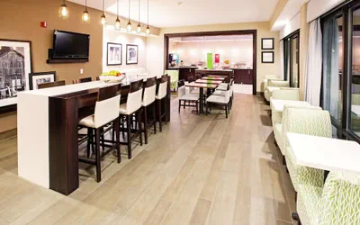 Photo 2 - Hampton Inn Elizabethtown KY