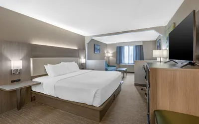 Photo 2 - Best Western Plus Pioneer Park Inn