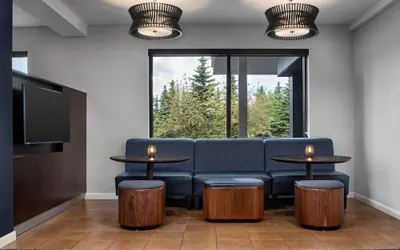 Photo 4 - Courtyard by Marriott Anchorage Airport