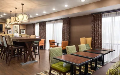 Photo 3 - Hampton Inn Wichita-East