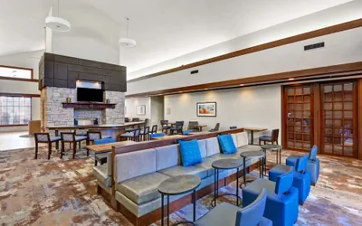 Photo 4 - Homewood Suites Kansas City/Overland Park