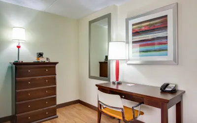 Photo 4 - Hotel Indigo Chicago-Vernon Hills by IHG
