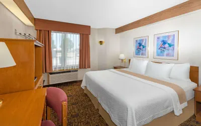 Photo 3 - Days Inn by Wyndham Liberal KS