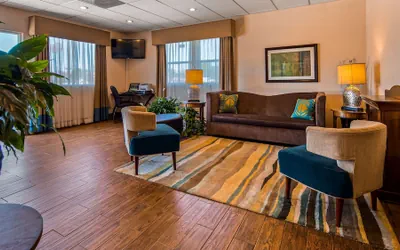 Photo 4 - SureStay Hotel by Best Western Ottawa