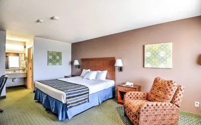 Photo 2 - SureStay Hotel by Best Western Ottawa