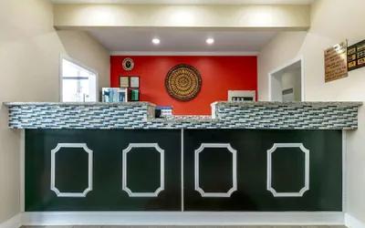 Photo 3 - Econo Lodge Northport - Tuscaloosa North